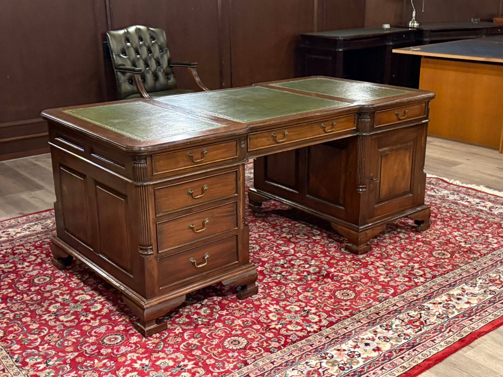 Klassiek Engels bureau (partnerdesk) #687, Huis en Inrichting, Bureaus, Hout, 180 cm, Bruin, Ophalen of Verzenden