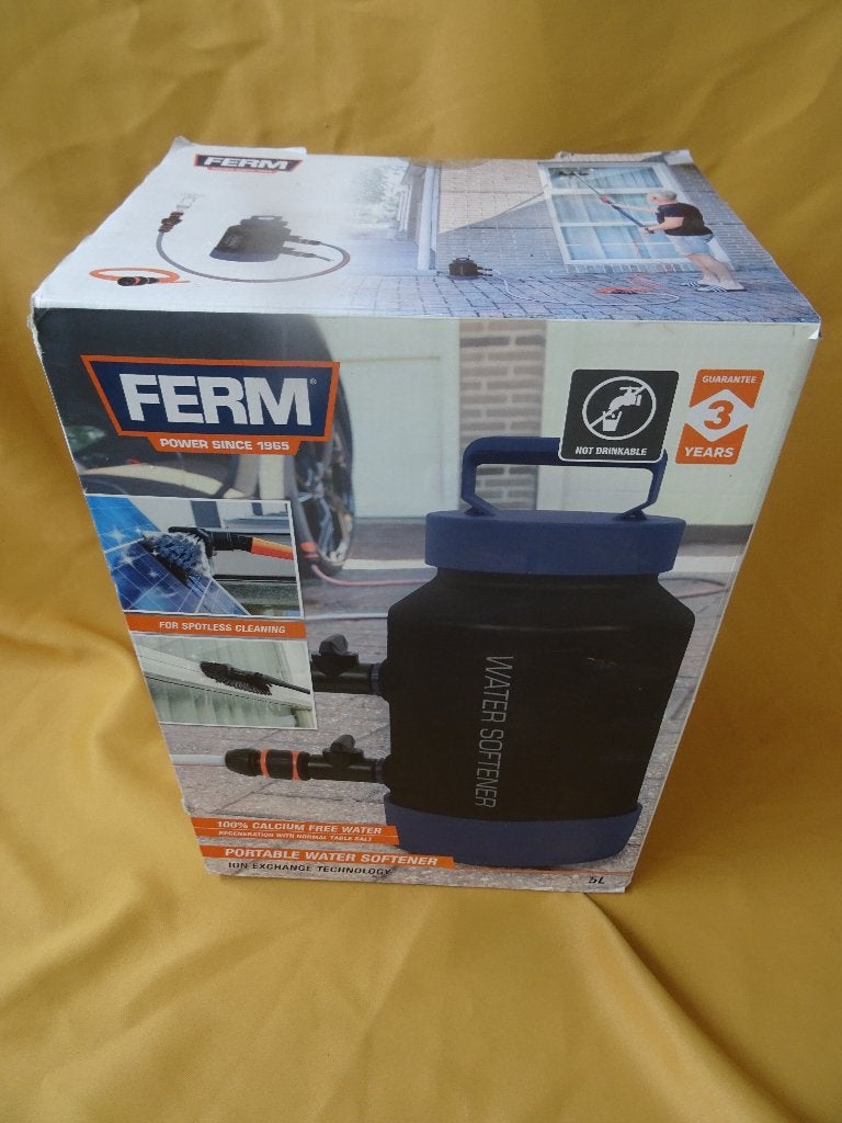 Ferm Draagbare waterontharder, Witgoed en Apparatuur, Waterontharders, Ophalen of Verzenden, Zo goed als nieuw, Waterontharder met zout