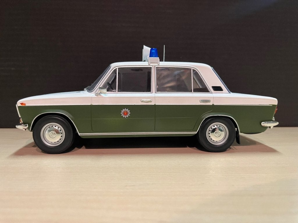 Triple9 Lada 2103 DDR Volkspolizei, Ophalen of Verzenden, Nieuw, Auto, Overige merken
