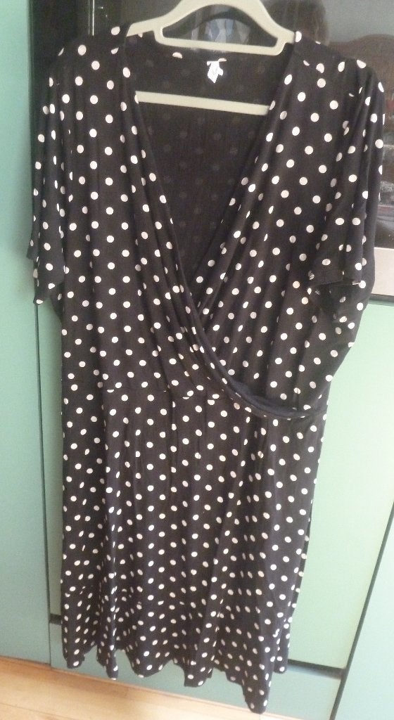 Miss Etam zwart met witte noppen jurk. Maat 3XL (46), Kleding | Dames, Grote Maten, Ophalen of Verzenden, Miss Etam, Gedragen