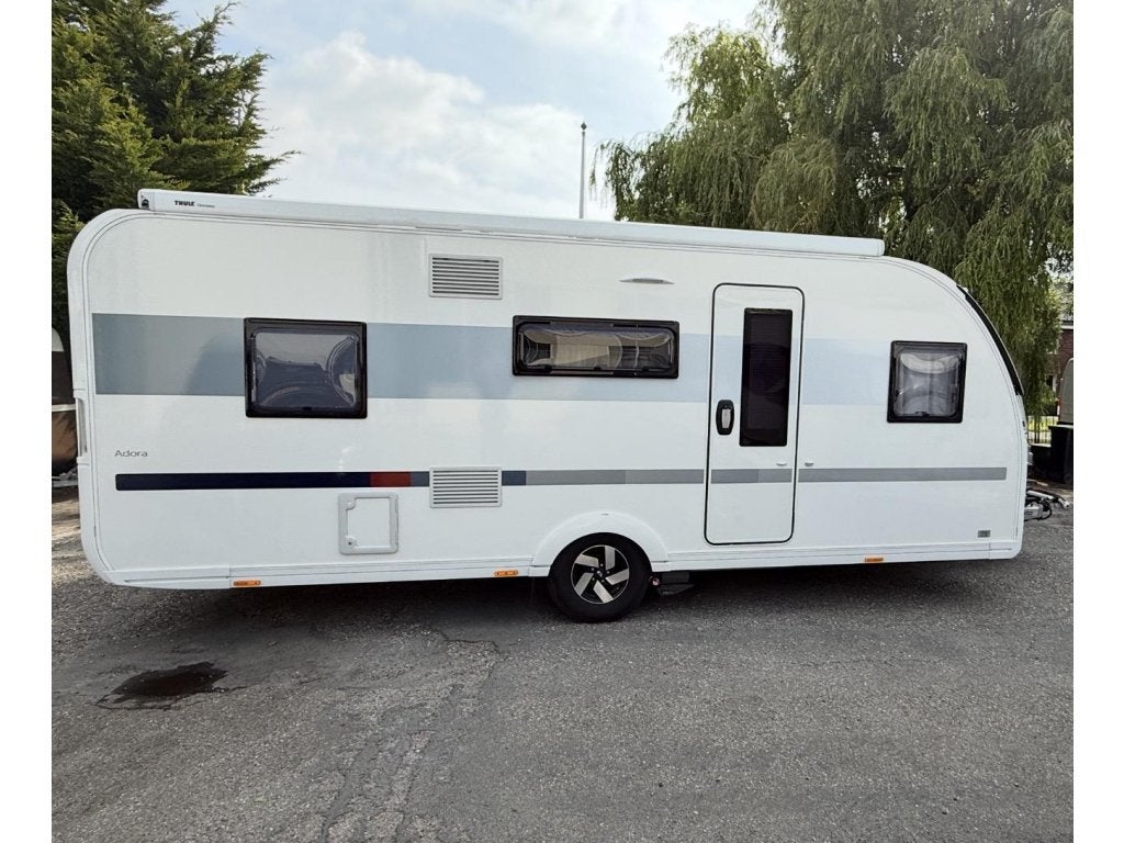 Adria Adora 573 PT (1063862), Schokbreker, Rondzit, Particulier, Adria