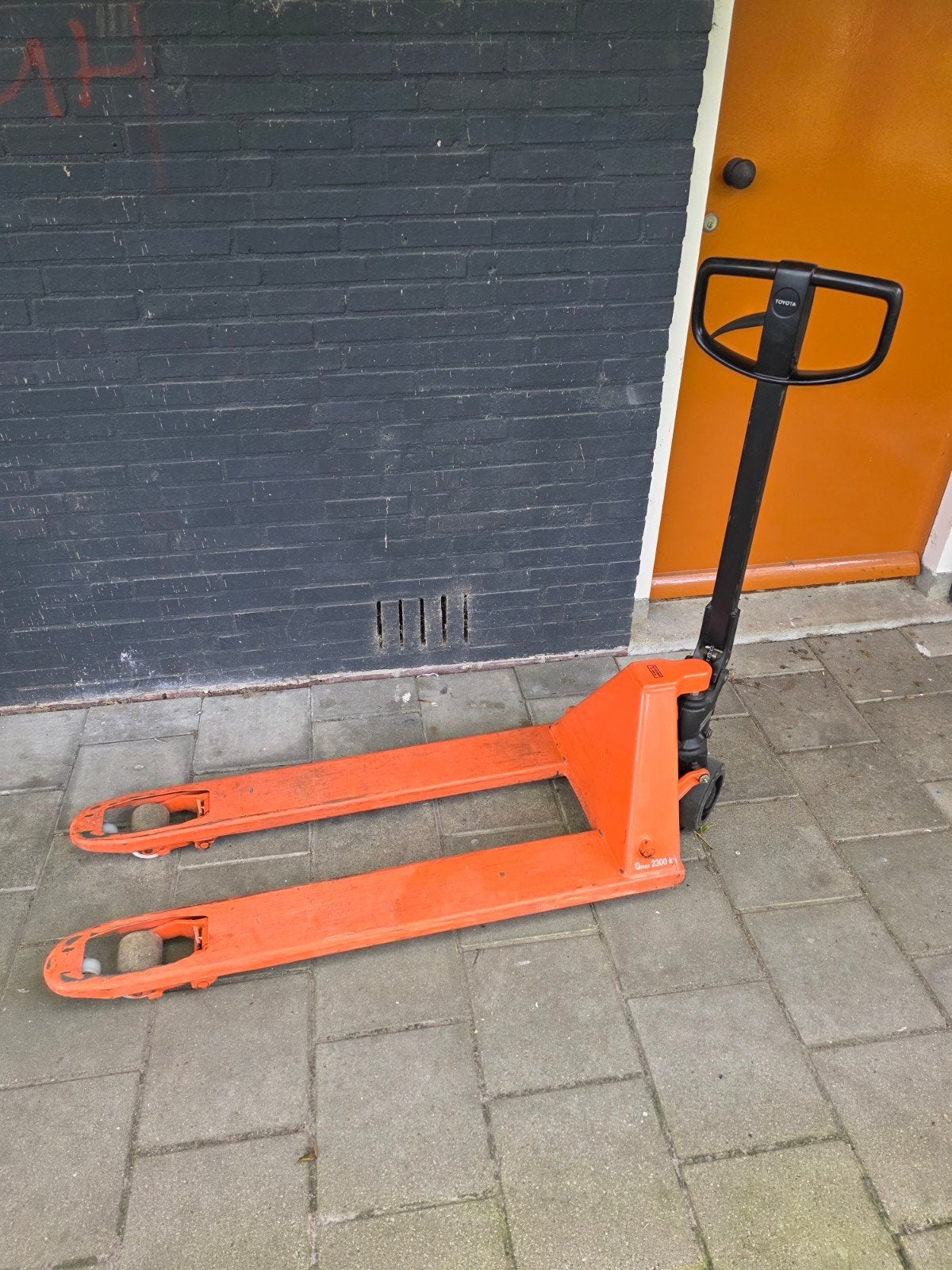 2x Toyota BT LHM230 2300kg pompwagen Z.g.a.n 1150mm +1000mm, Ophalen, Zo goed als nieuw