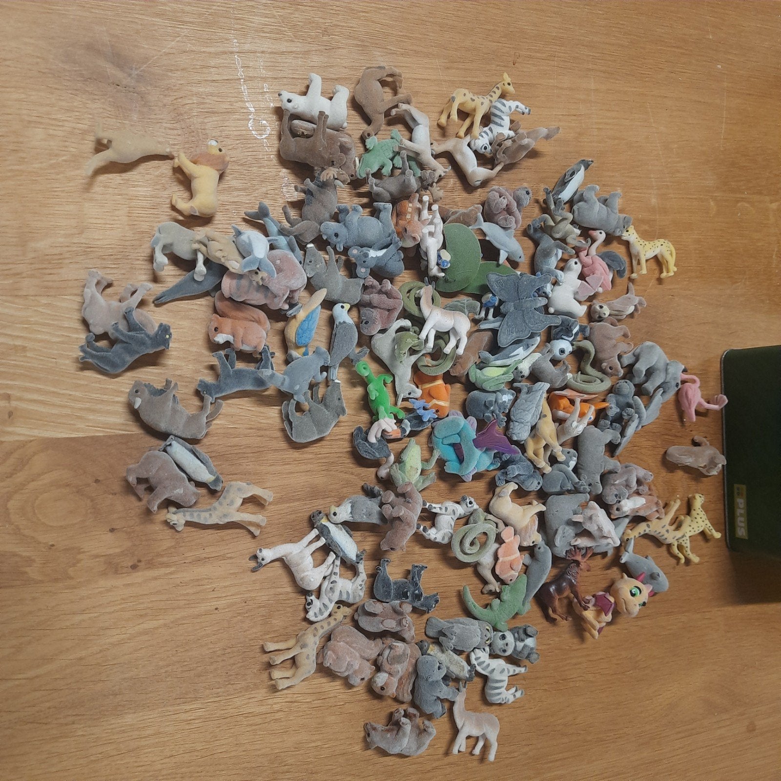 Grote verzameling  Troetels figuurtjes met Plus blik, Ophalen of Verzenden