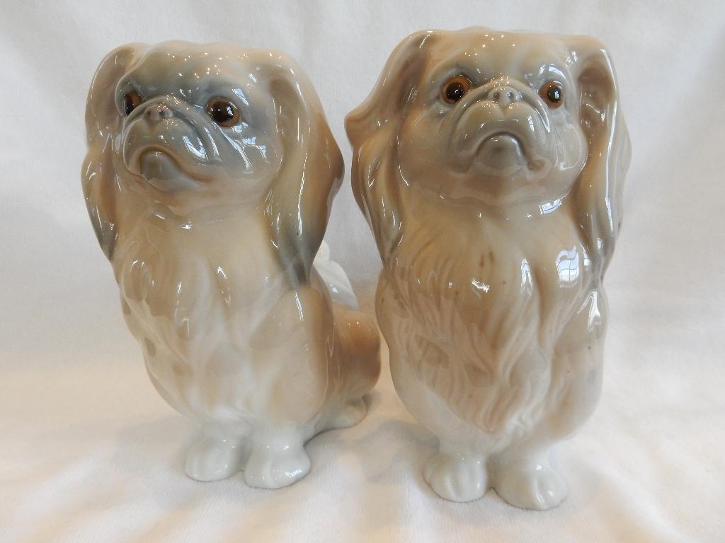 Lladro porselein 2 pekinezen in nieuwstaat / per stuk, Verzamelen, Beelden en Beeldjes, Verzenden, Nieuw, Dier