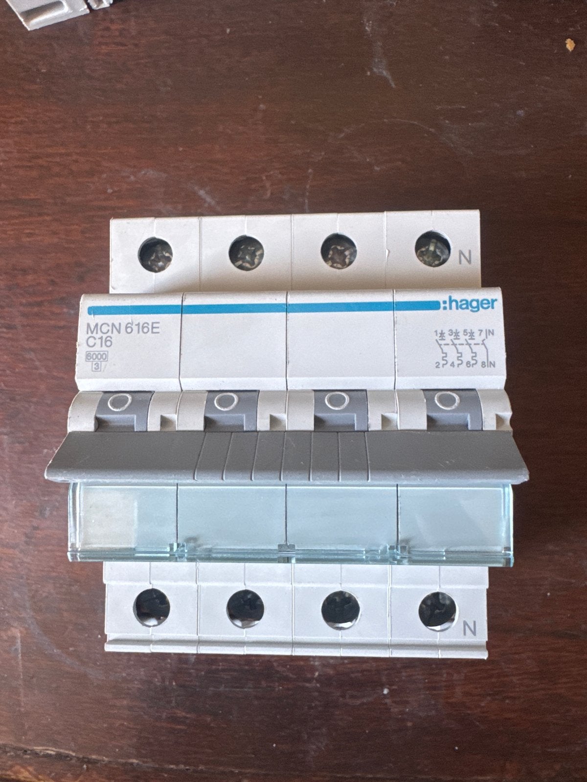 Hager MCN 616E C16 Installatieautomaat, Ophalen of Verzenden, Gebruikt, Hager, Installatieautomaat