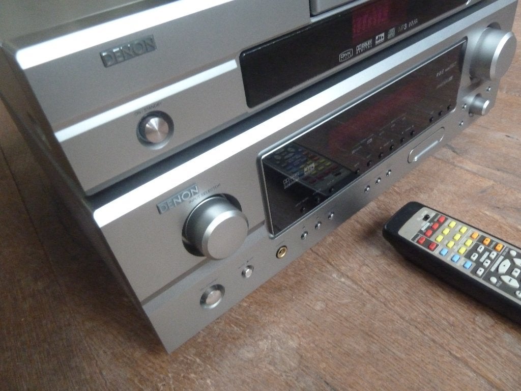DENON Receiver + CD/DVD/MP3/WMA-Speler en Afst Bed - 100%Oké, Ophalen of Verzenden, Zo goed als nieuw, 60 tot 120 watt, Denon