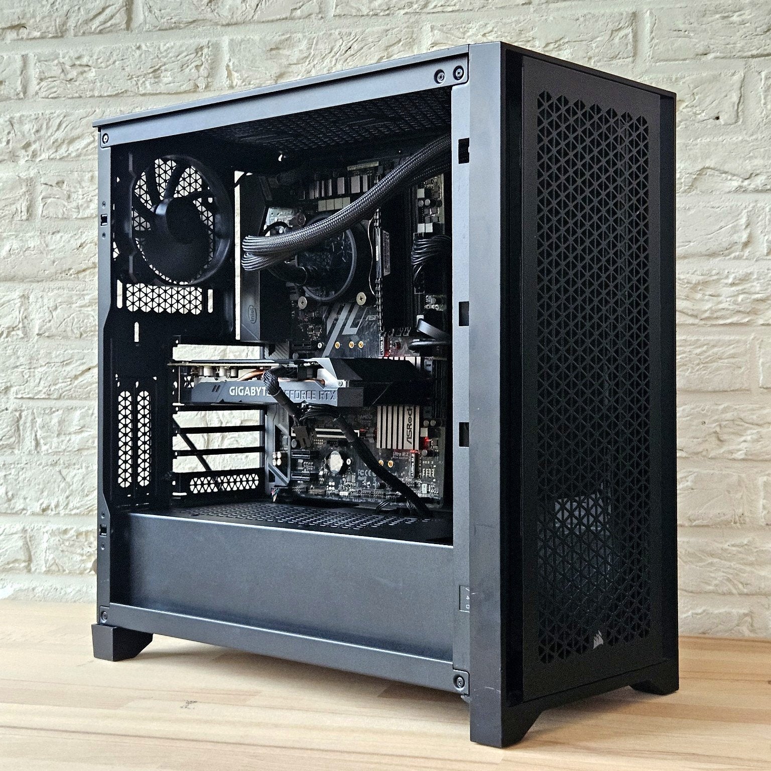 Game Pc (i5 8600k+ RTX 2060+ 16gb ram), Computers en Software, Ophalen, Zo goed als nieuw, Gaming, SSD