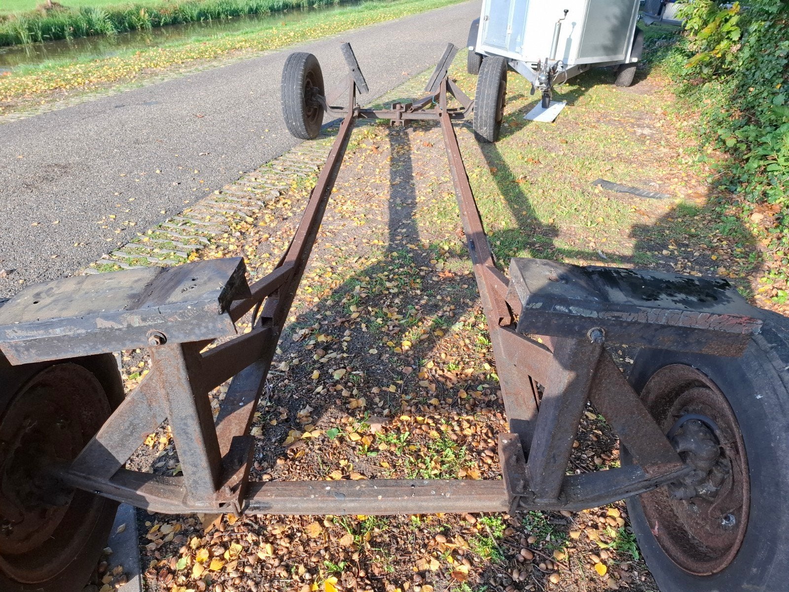 Robuust onderstel voor aanhanger of boottrailer, Ophalen, Gebruikt