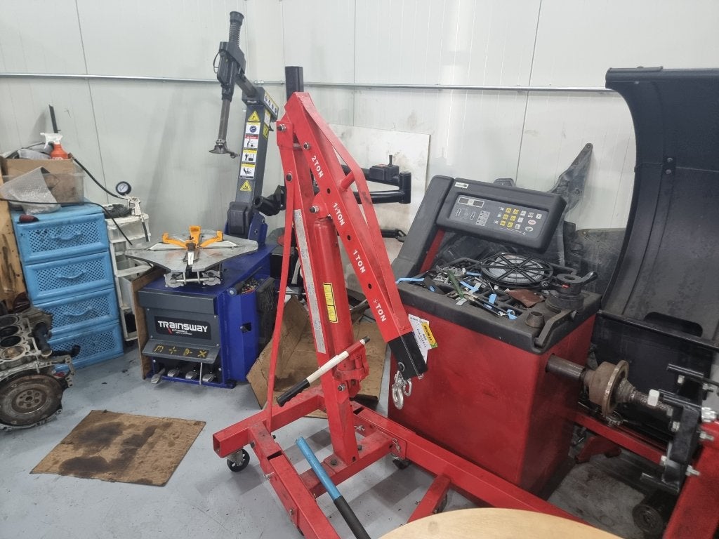 Foto 9 van Autogarage te koop in Amersfoort