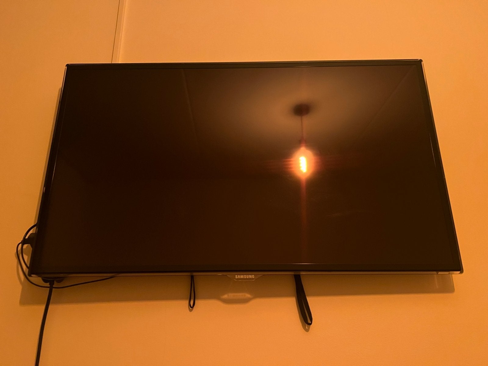 Samsung TV met muurbeugel, Ophalen, 50 Hz, 80 tot 100 cm, Samsung