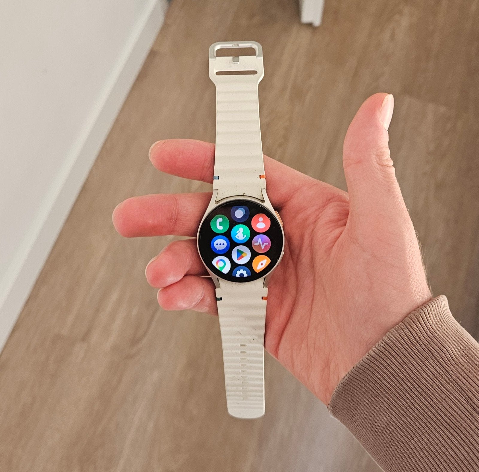 Samsung Galaxy Watch 7, Ophalen of Verzenden, Zo goed als nieuw, Samsung, Waterdicht