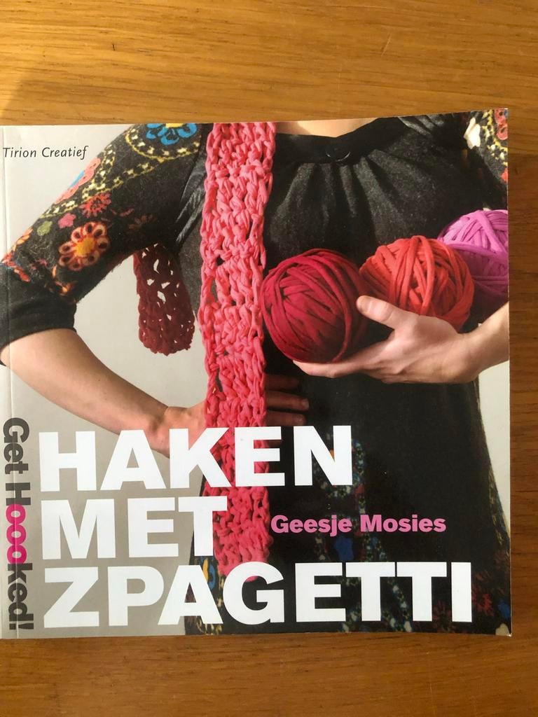 Boek: Haken met Zpagetti - Get Hooked! Tirion Creatief, Verzenden, Gebruikt, Haken, Patroon of Boek