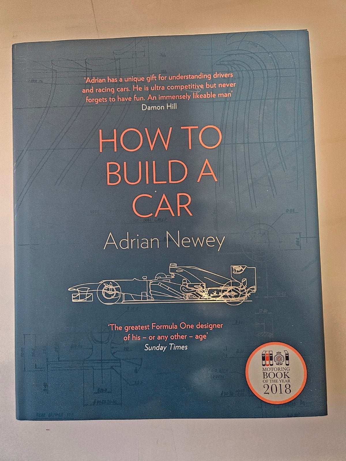 How to Build a Car - Adrian Newey (Motoring Book 2018), Boeken, Ophalen of Verzenden, Zo goed als nieuw
