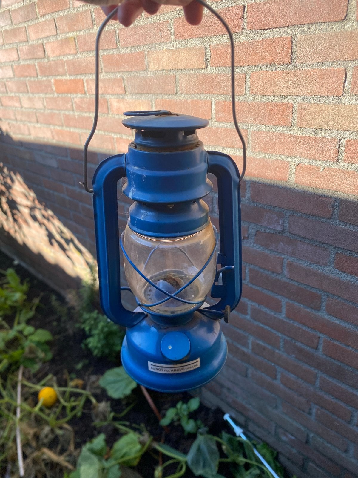 Vintage blauwe olielamp - Decoratieve stormlantaarn, Antiek en Kunst, Ophalen of Verzenden