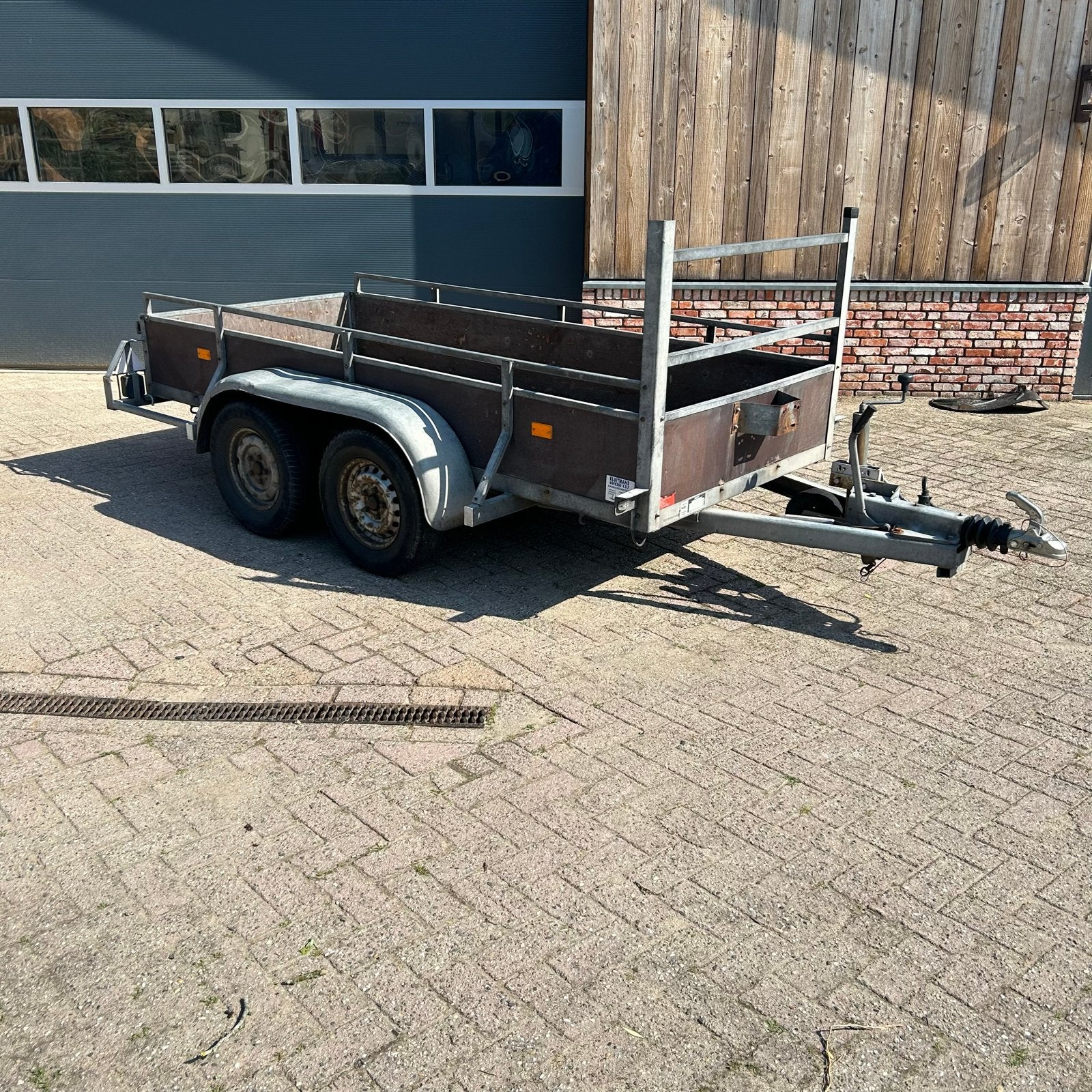 aanhanger met dubbele as, bakwagen, Auto diversen, Aanhangers en Bagagewagens, Ophalen of Verzenden, Gebruikt