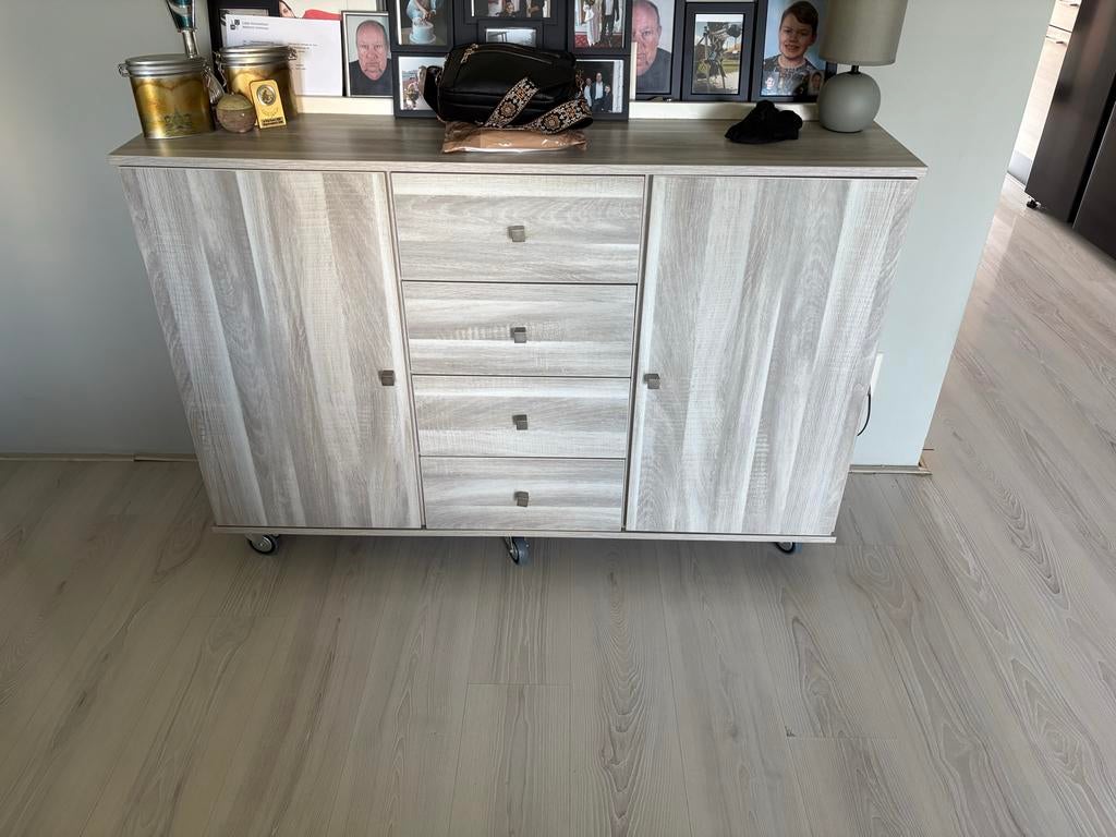 Dressoir/Opbergkast met lades en deuren - Licht hout, Ophalen, 100 tot 150 cm, Zo goed als nieuw, Met lade(s)