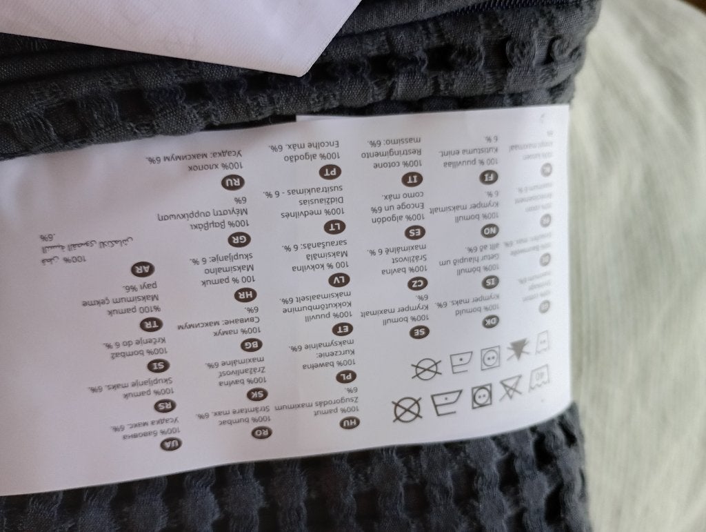 Nieuw -Ikea VARELD Kussenovertrekken, Huis en Inrichting, Ophalen, Nieuw, Natuurlijk materiaal