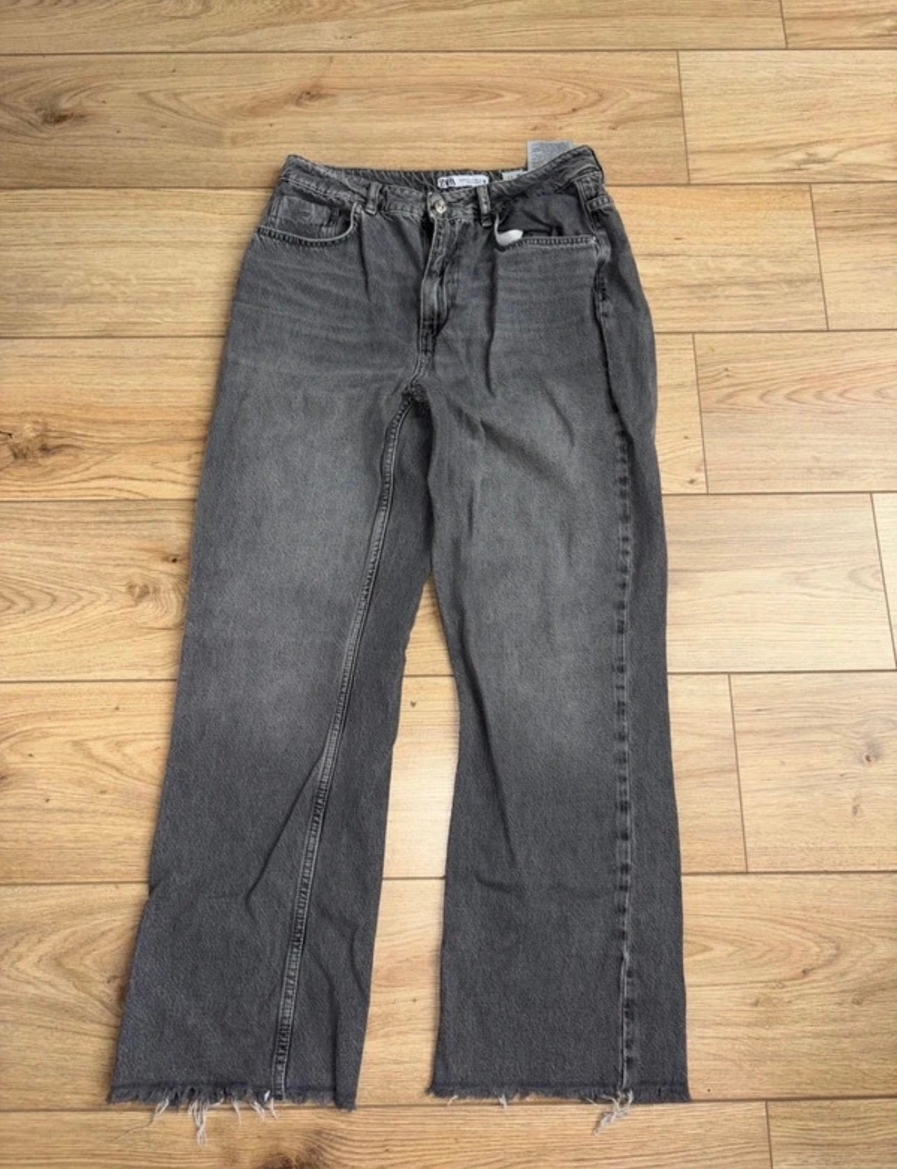 Jeans zara  maat 42, Blauw, Maat 42/44 (L), Ophalen of Verzenden, Zo goed als nieuw