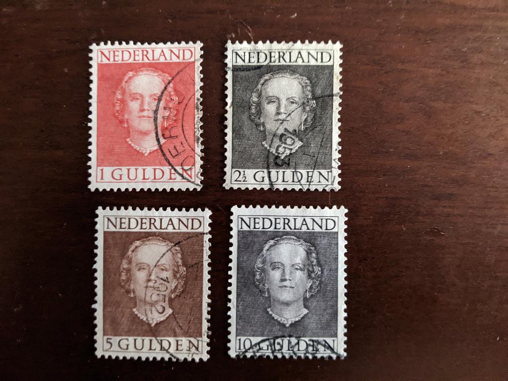 NL 1949; set (4) hoge waarden KONINGIN JULIANA 'en face", Postzegels en Munten, Postzegels | Nederland, Verzenden, Na 1940, Gestempeld
