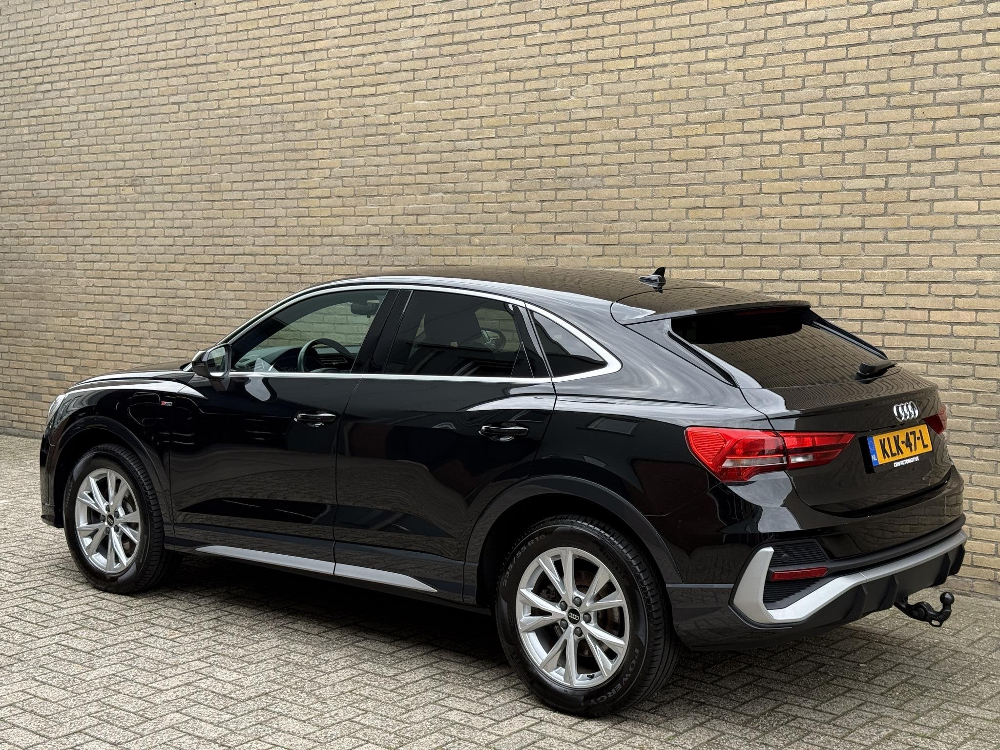 Audi Q3 Sportback 45 TFSI e S Line | Sportstoelen | Half led, Auto's, Audi, Sound system, Gebruikt, Zwart, Hybride Elektrisch/Benzine
