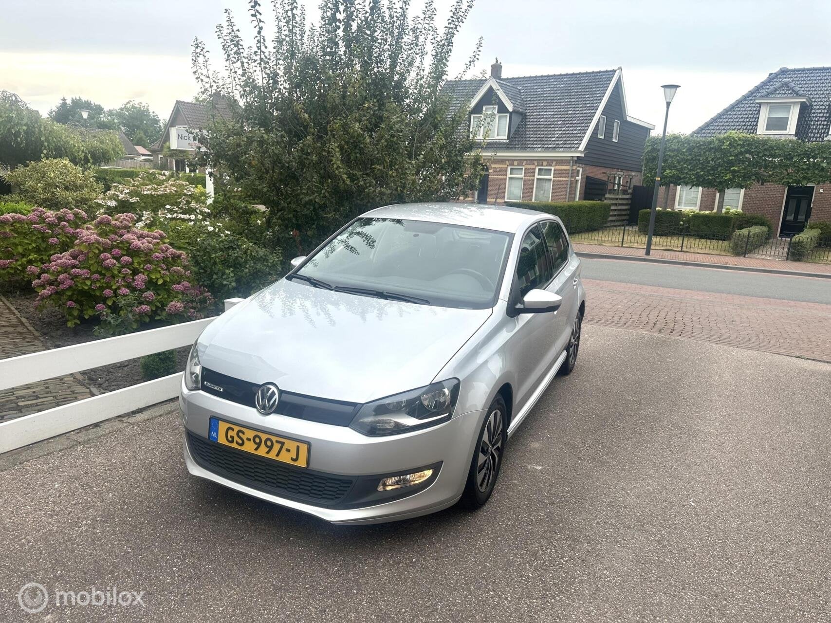 Volkswagen Polo 1.0 95PK BlueMotion Edition CARPLAY NAVIGATI, Voorwielaandrijving, Stof, 95 pk, Met garantie (alle)