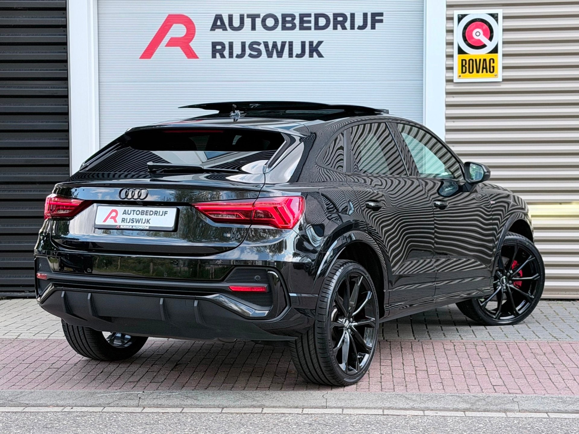 Foto 4 van Audi Q3 Sportback 45 TFSI e S Edition Pano/Camera/AppleCar