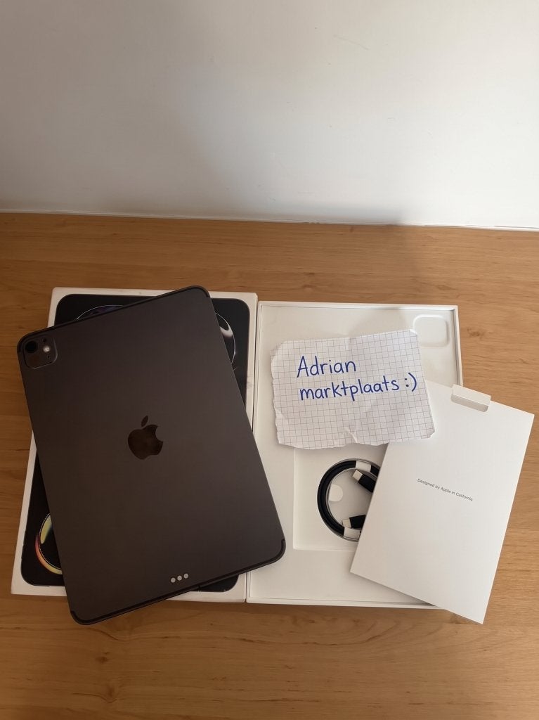 Apple iPad Pro 11 inch M5 256 GB - 100% batterijconditie