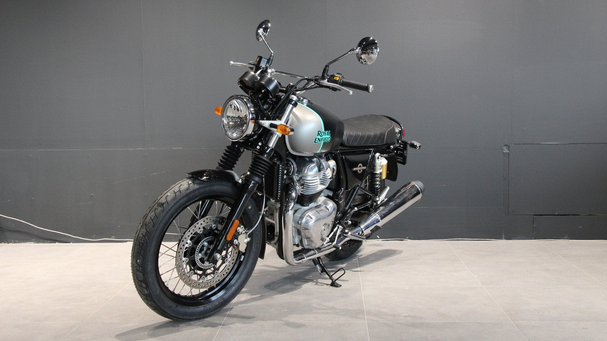 Royal-Enfield INTERCEPTOR 650 (bj 2024), Lorentzlaan 14
3401 MX  IJSSELSTEIN UT, Bedrijf, Toermotor, Info@motomondo.com