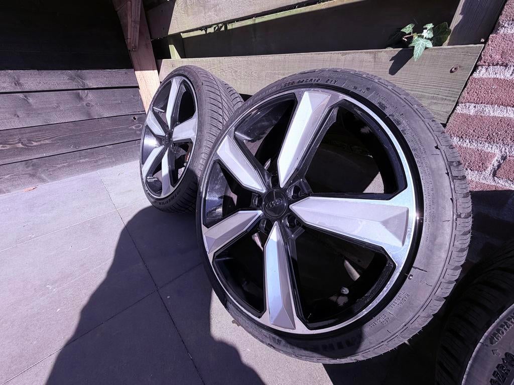 Nette Audi 19” velgen met nieuwe Minerva all season banden, Auto-onderdelen, 19 inch, Gebruikt, Banden en Velgen, Ophalen of Verzenden
