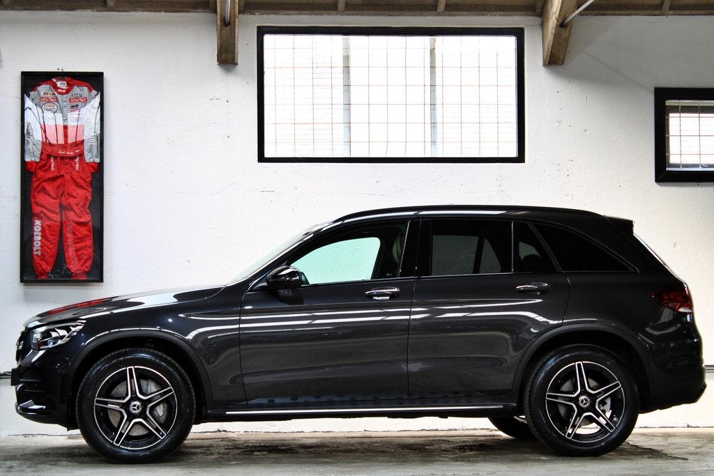 Mercedes-Benz GLC-klasse 300e 4MATIC Business Solution AMG |, Auto's, Mercedes-Benz, 14 kWh, Gebruikt, 4 cilinders, 320 pk