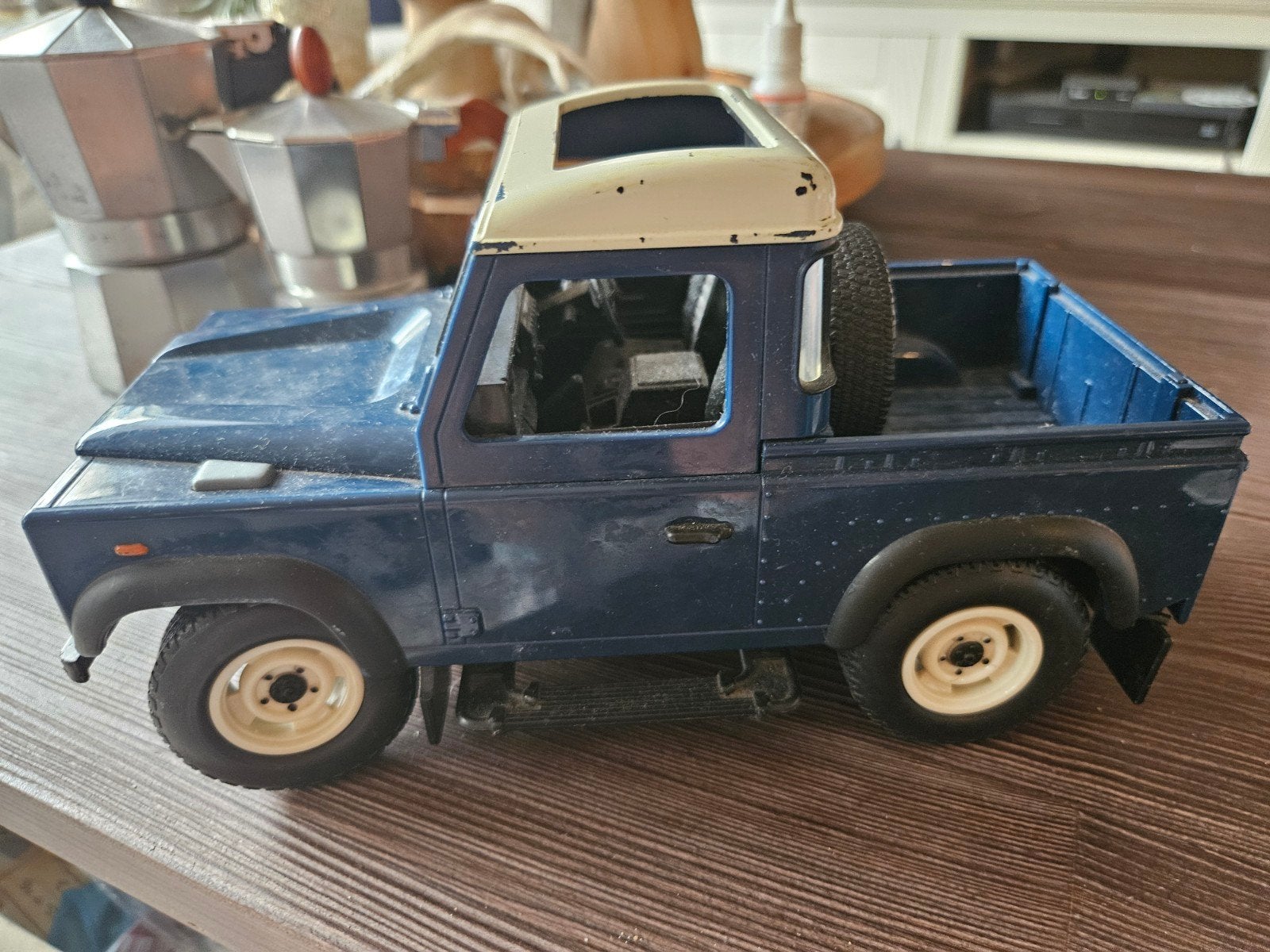 Land Rover Defender 90 TD5 Modelauto - Britains 2010, Ophalen of Verzenden, Gebruikt