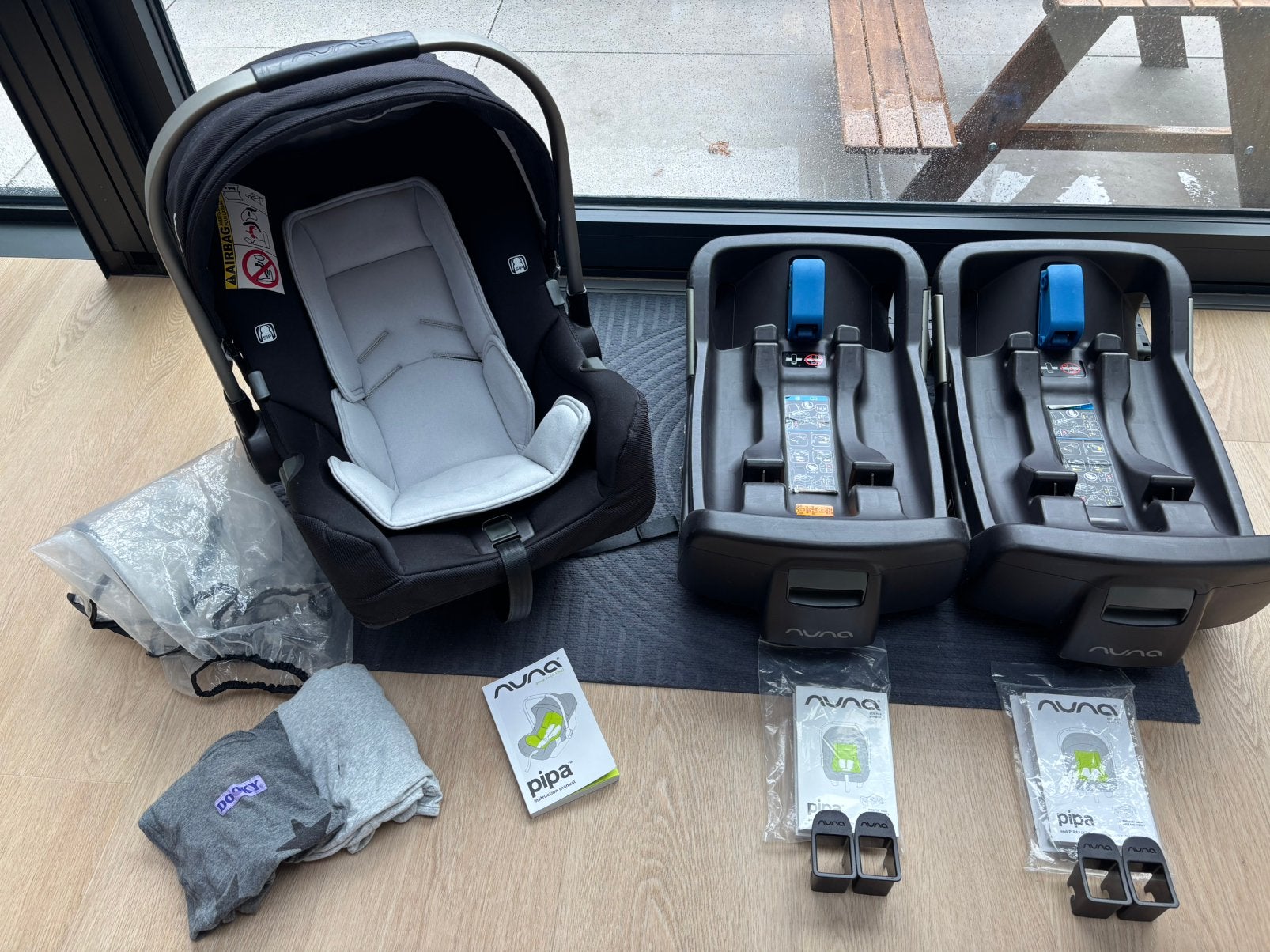 Nuna Pipa maxi cosi incl. 2x Pipafix isofix base, Gebruikt, Isofix, 0 t/m 13 kg, Verstelbare rugleuning
