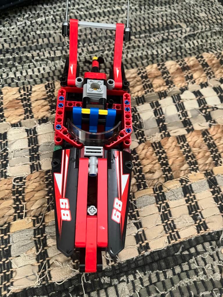 LEGO Technic 42089 Speedboot - Compleet met boekje, Lego, Nieuw, Ophalen of Verzenden, Complete set