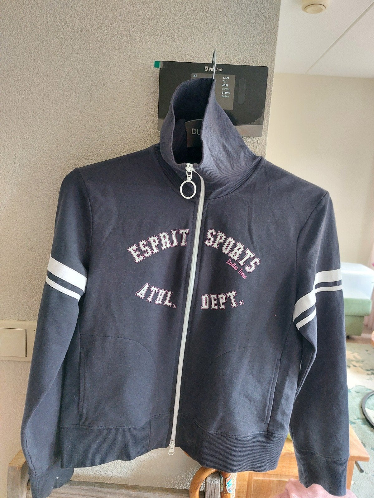 Esprit sportief vest xl, Kleding | Dames, Sportkleding, Blauw, Ophalen of Verzenden, Zo goed als nieuw, Maat 46/48 (XL) of groter