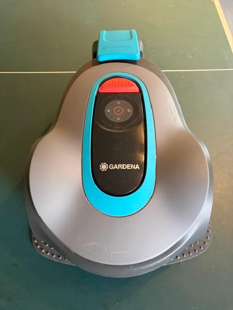 Gardena Sileno Minimo 250m2, Tuin en Terras, Ophalen, Gebruikt, Bestuurbaar via app, Minder dan 20 cm