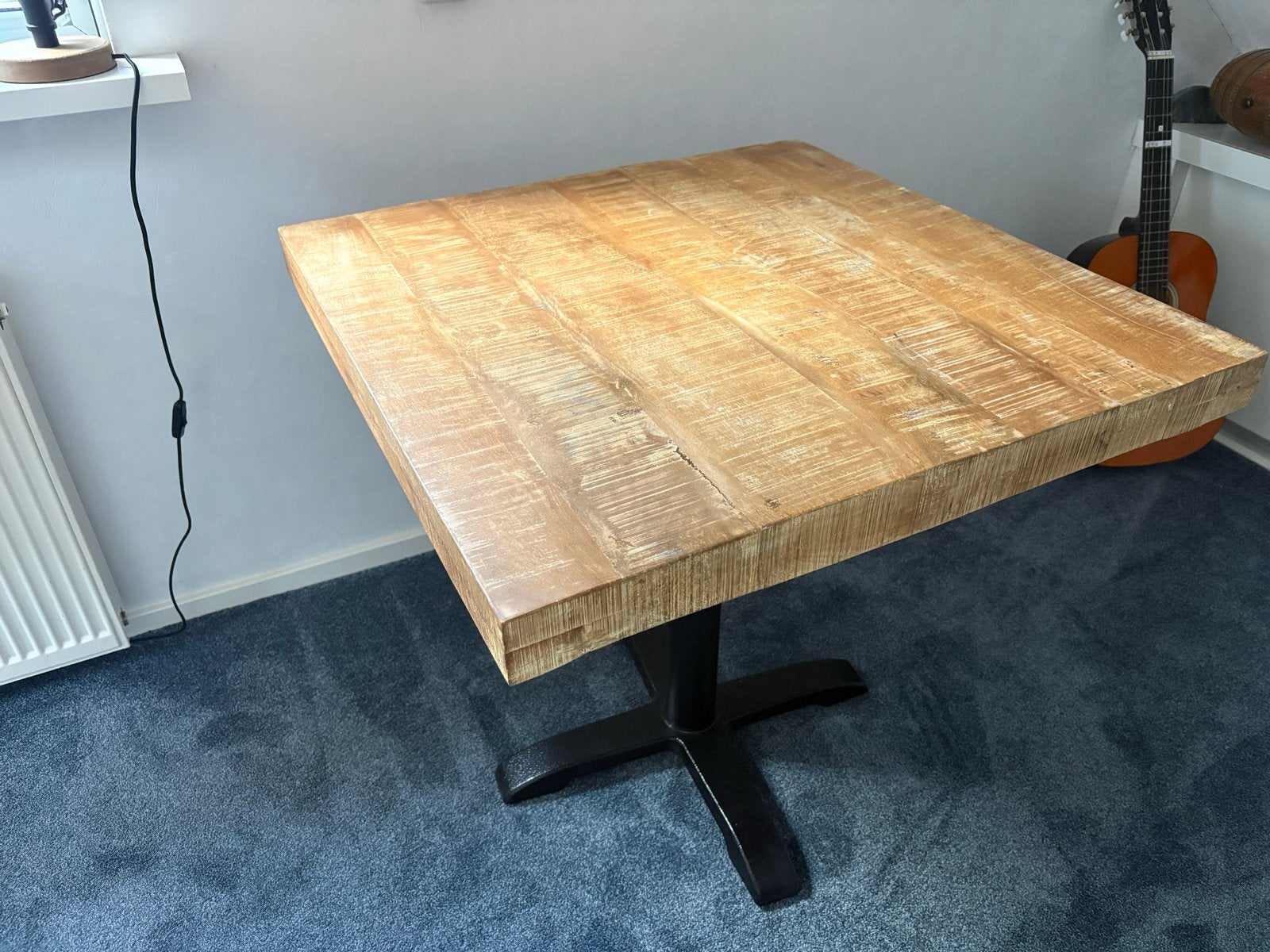 Vierkante Mangohouten tafel, Ophalen, Gebruikt, Vierkant, Tot twee personen