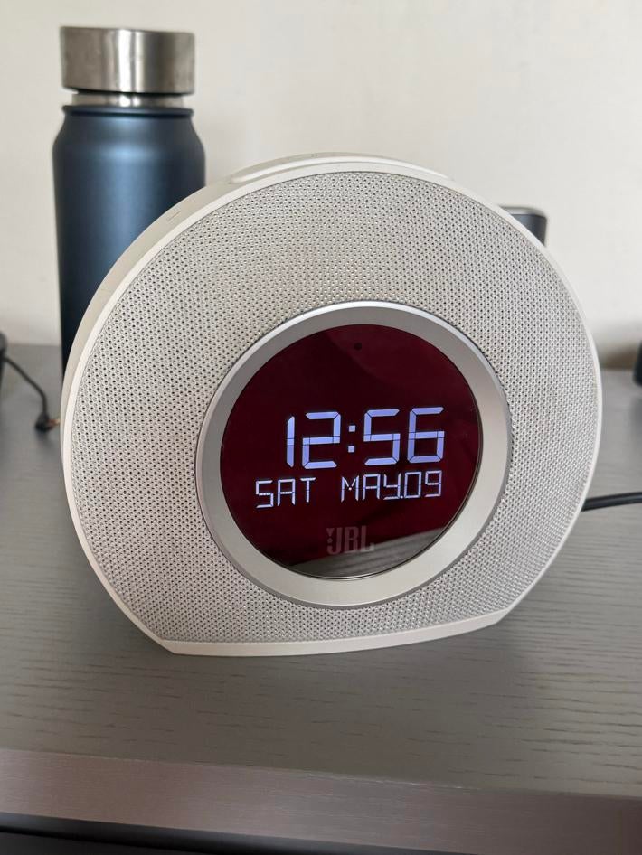JBL Horizon Witte Wekker Radio met Bluetooth en USB, Ophalen of Verzenden, Zo goed als nieuw, Digitaal