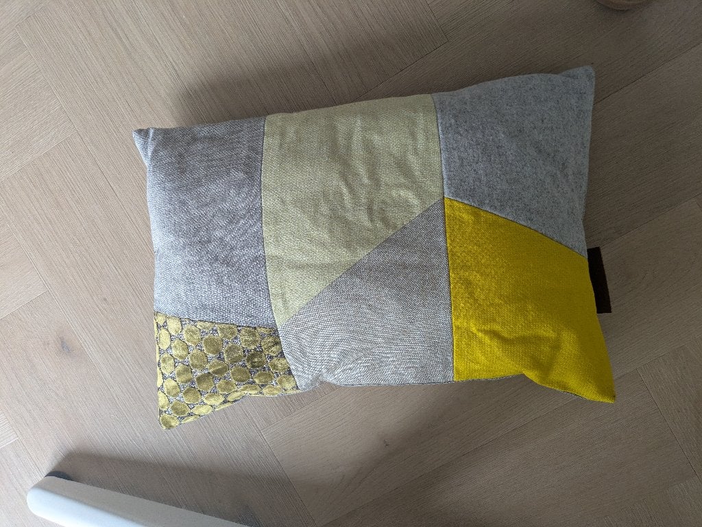 Sierkussen geel merk Kus-sen, Overige merken, Geel, Handgemaakt, Ophalen of Verzenden