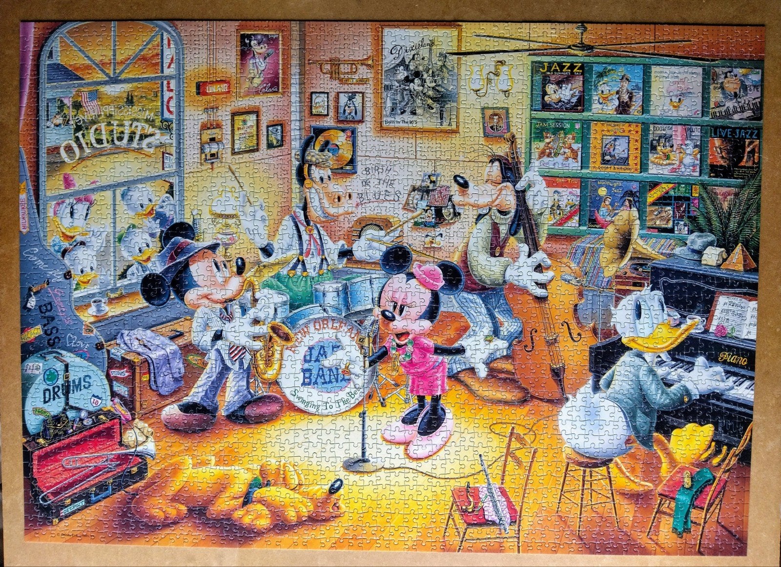 Disney puzzel Tenyo 2000, Hobby en Vrije tijd, Denksport en Puzzels, Ophalen, Meer dan 1500 stukjes, Zo goed als nieuw, Legpuzzel