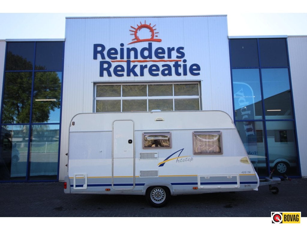 Bürstner Artstep 420 TN Voortent, Fietsenrek,, Caravans en Kamperen, Bedrijf, Treinzit, 750 - 1000 kg, Bürstner