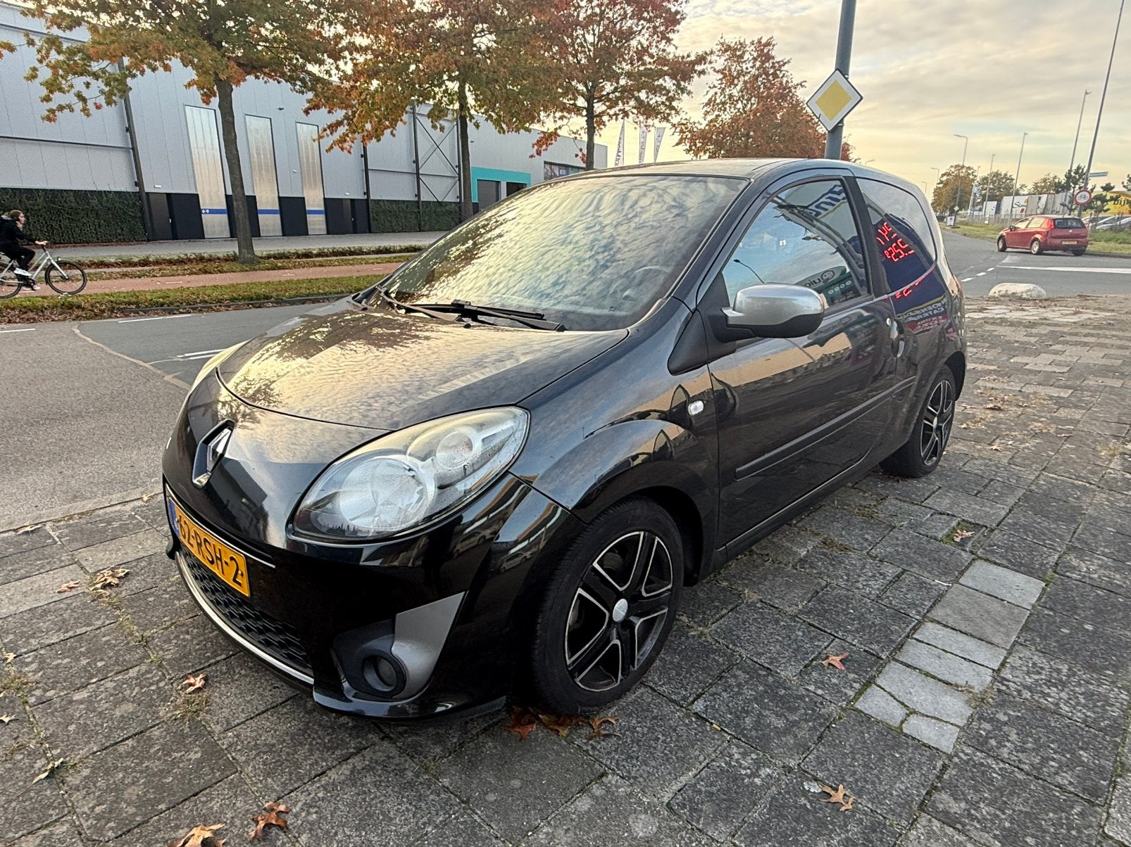 Renault Twingo 1.2 16V 2011 Zwart, 839 kg, Twingo, 74 pk, 4 cilinders