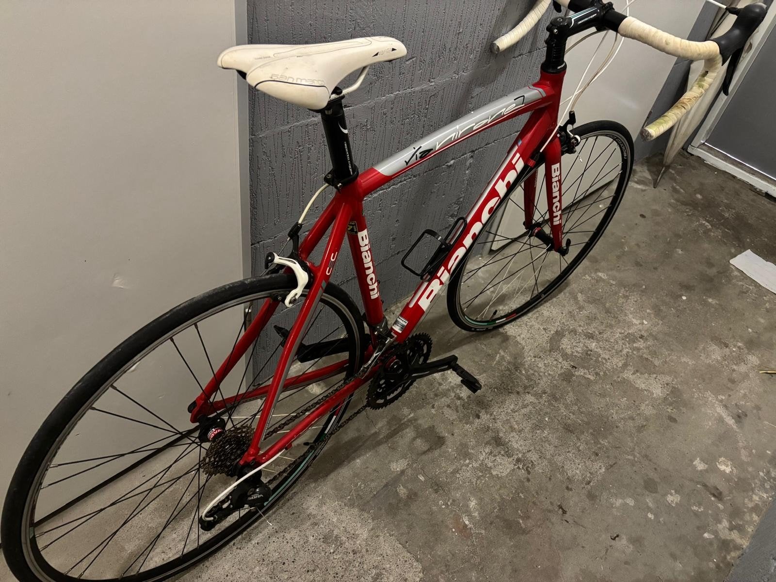 Bianchi Via Nirone 7 racefiets - Shimano Sora 9s, Fietsen en Brommers, 57 tot 61 cm, Ophalen, Zo goed als nieuw, Overige merken