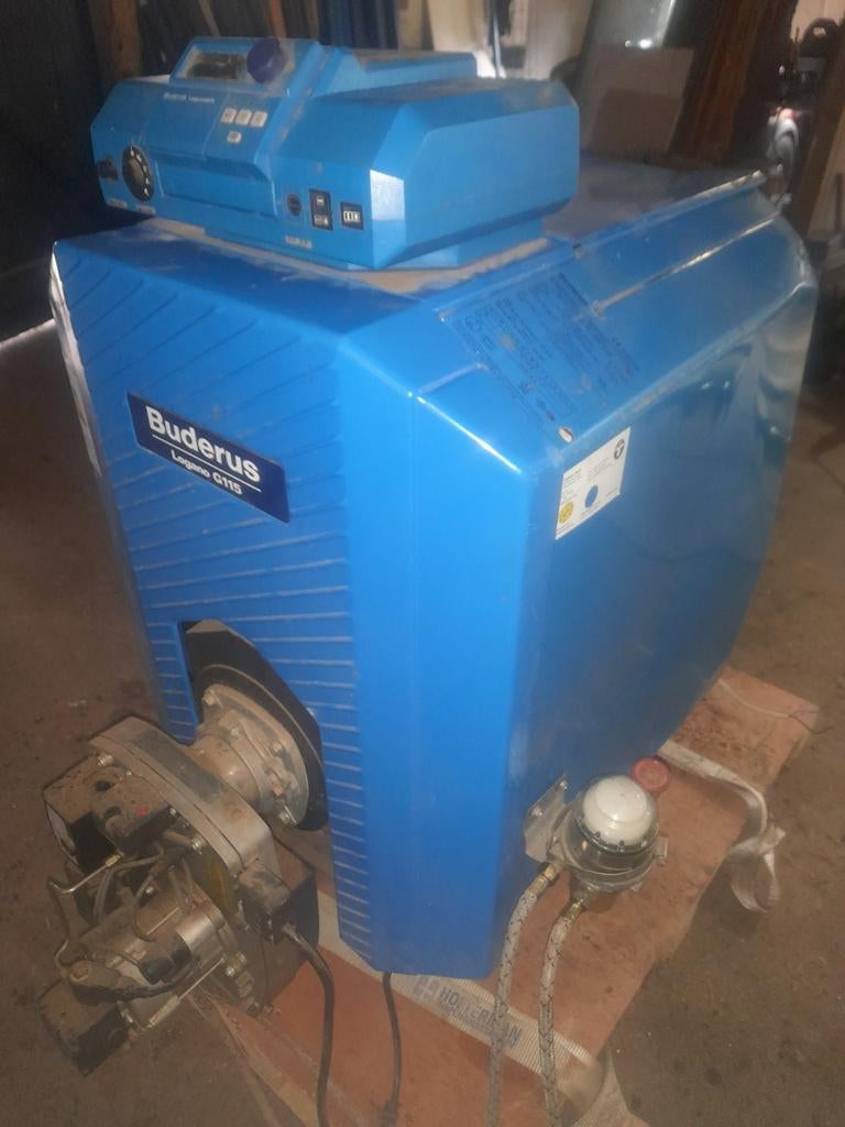 Oliekachel voor warmwater en vloerverwarming, Doe-het-zelf en Verbouw, Verwarming en Radiatoren, Ophalen