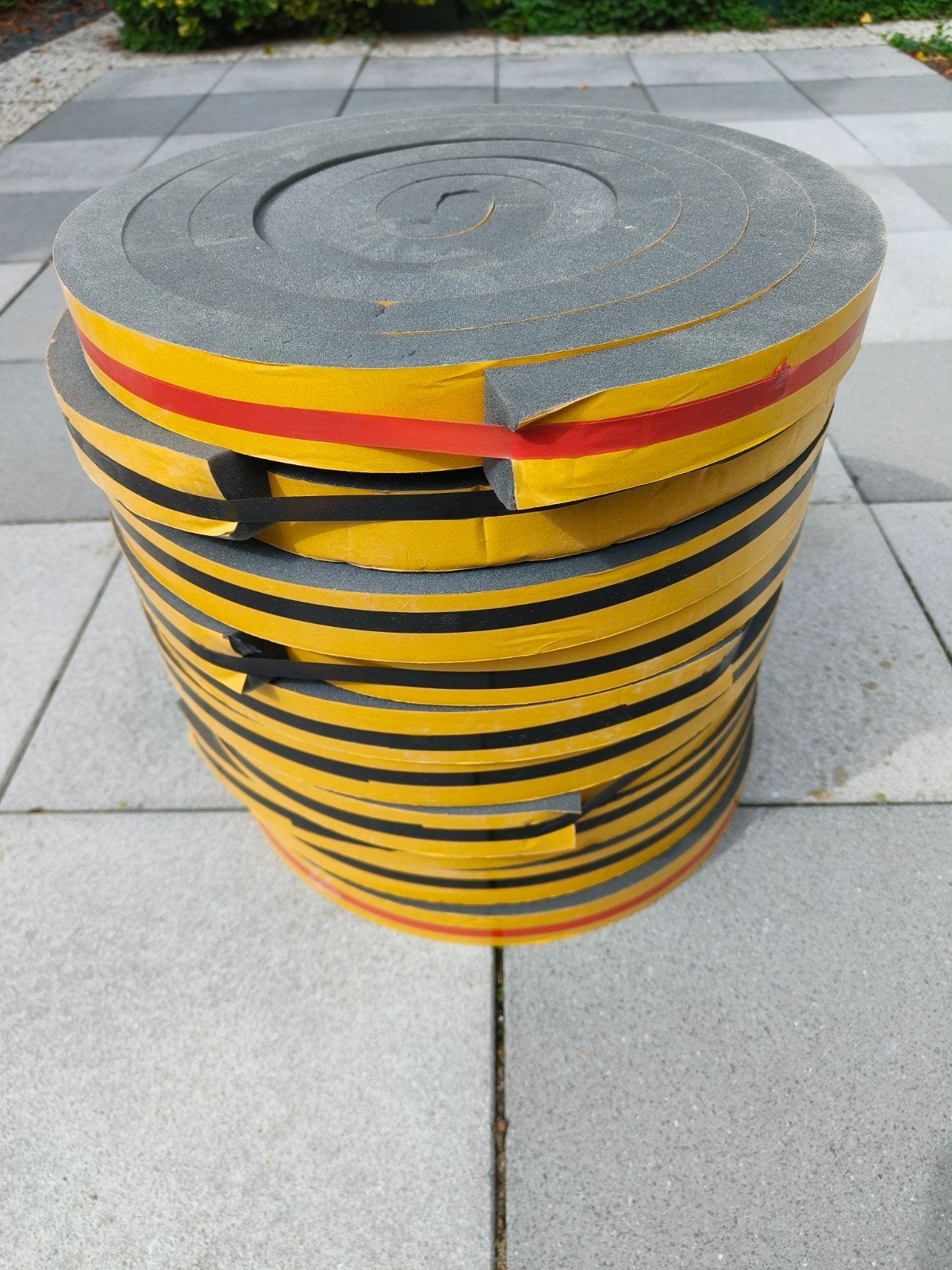 zelfklevend pu schuimband, Doe-het-zelf en Verbouw, Isolatie en Afdichting, Ophalen, Nieuw