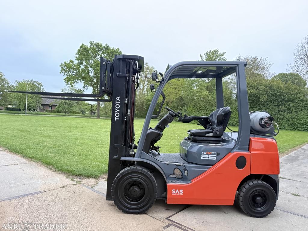 Toyota 2500KG LPG triplex 4.7M Sideshift 4e ventiel BJ2019, LPG, Info@vanbeurdenheftrucks.nl, Heftruck, Ophalen of Verzenden
