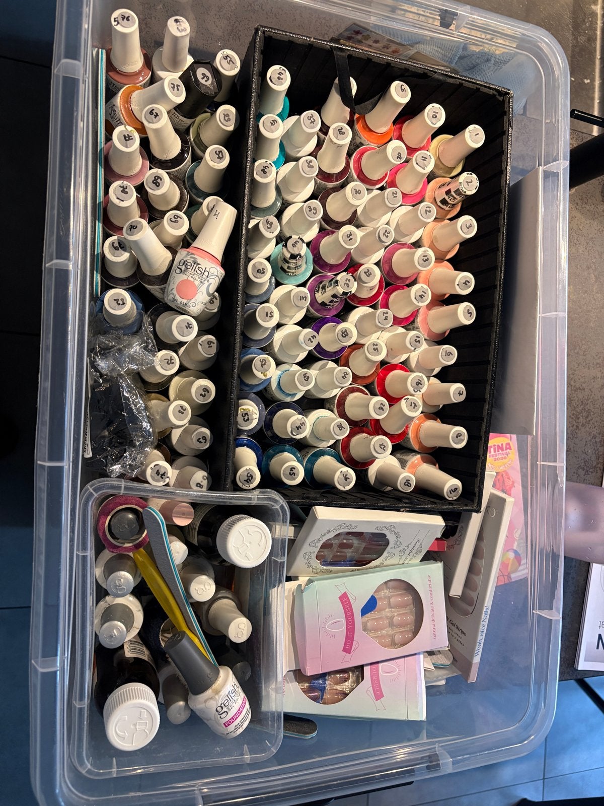 Grote collectie gellak, nagelstrips en accessoires, Ophalen of Verzenden, Gebruikt