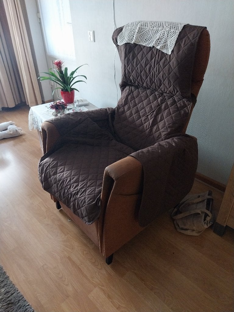 Bruin kleurige Sta op stoel, Ophalen, Gebruikt, 75 tot 100 cm, 50 tot 75 cm