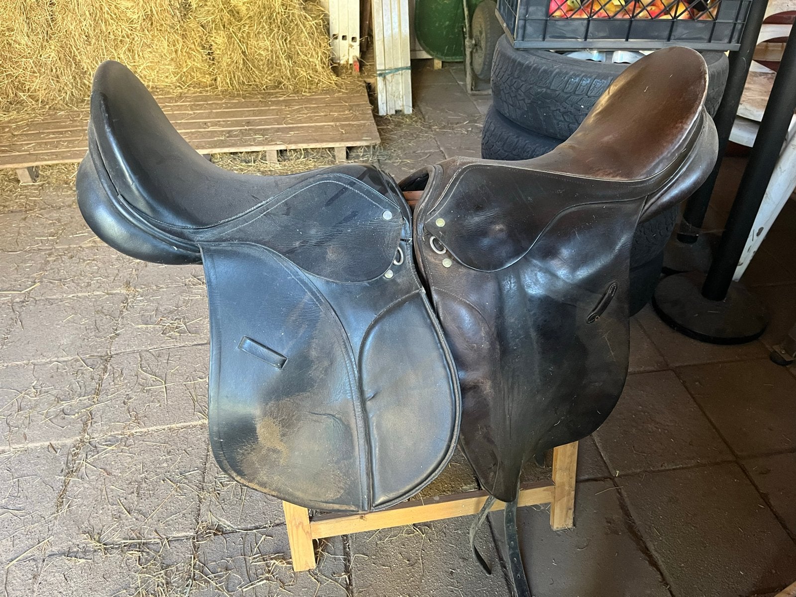 Decoratie zadels, Ophalen
