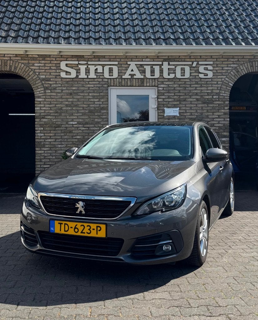Peugeot 308 1.2 PureTech Blue Lease Executive Bj 2018 Koopje, Voorwielaandrijving, Gebruikt, Euro 6, 1199 cc