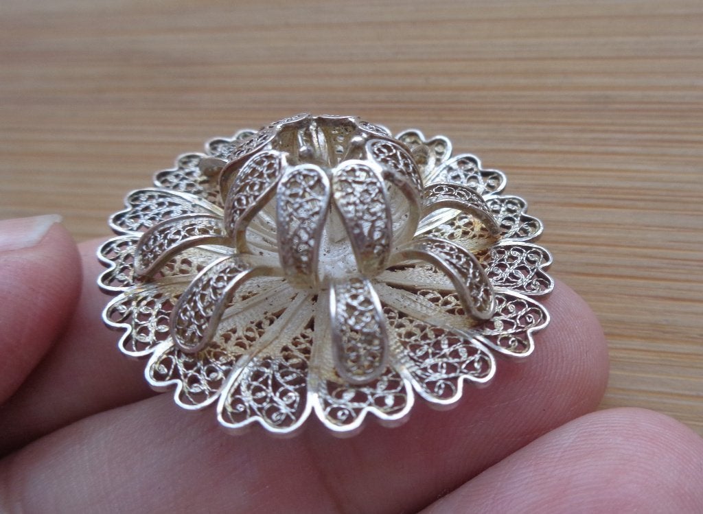 zilveren filigrain bloem broche [508], Verzenden, Minder dan 4 cm, Zo goed als nieuw, Zilver